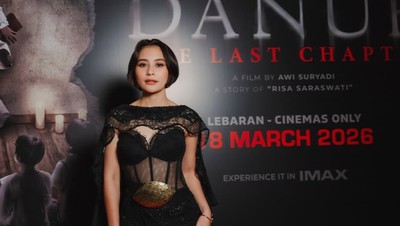 Gaya Prilly Latuconsina di Premier Film, Tampil Bold Bergaun Hitam Menerawang