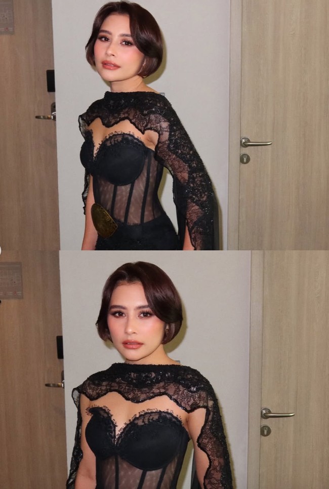 Gaun tersebut juga dihiasi detail lace yang menambah kesan feminin dan elegan, sekaligus memberi tekstur menarik pada keseluruhan outfit. Foto: Instagram/@prillylatuconsina96