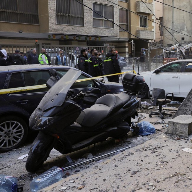 Pusat Kota Beirut Porak-poranda Usai Serangan Israel