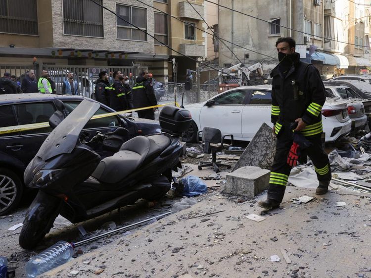 Pusat Kota Beirut Porak-poranda Usai Serangan Israel