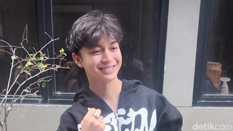 Laris Manis Syuting, Raden Rakha Prioritaskan Jadi Sarjana Sampai ke US