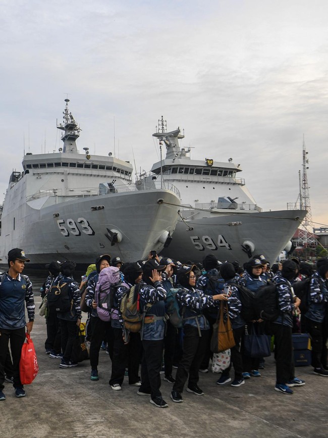 TNI AL Gelar Pesantren Kilat Ramadan di Atas KRI Semarang-594