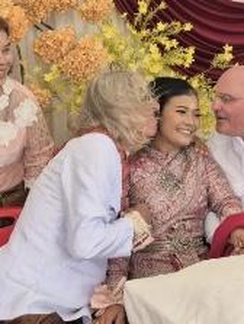 Kontroversi Wanita Menikah dengan 2 Pria, Dapat Mahar Fantastis