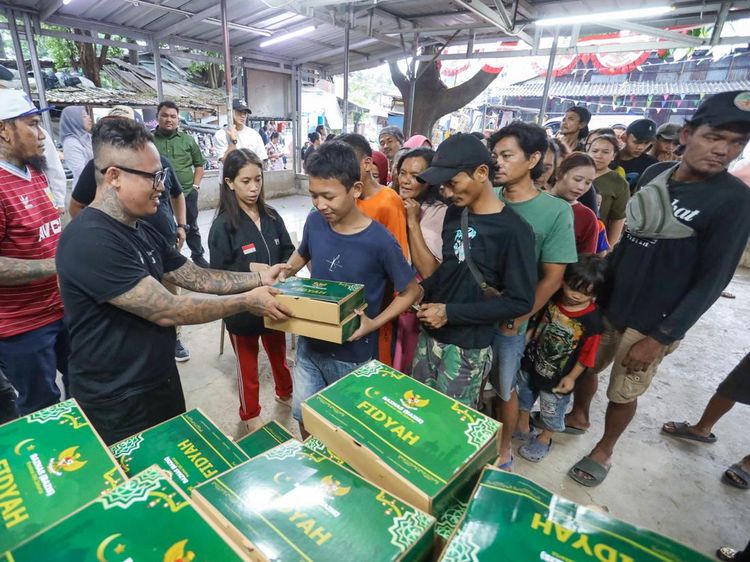 2.000 Porsi Makanan Bergizi Dibagikan Saat Ramadan