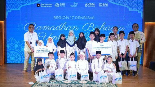 BRI Denpasar gelar buka puasa bersama dan santunan anak yatim di kantor BRI Region 17 Denpasar, Jumat (6/3/2026).