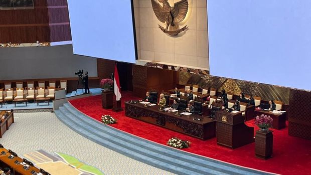 Rapat paripurna digelar di gedung Nusantara II MPR/DPR/DPD, Senayan, Jakarta Pusat, Kamis (12/3/2026). Rapat paripurna dipimpin oleh Ketua DPR Puan Maharani.