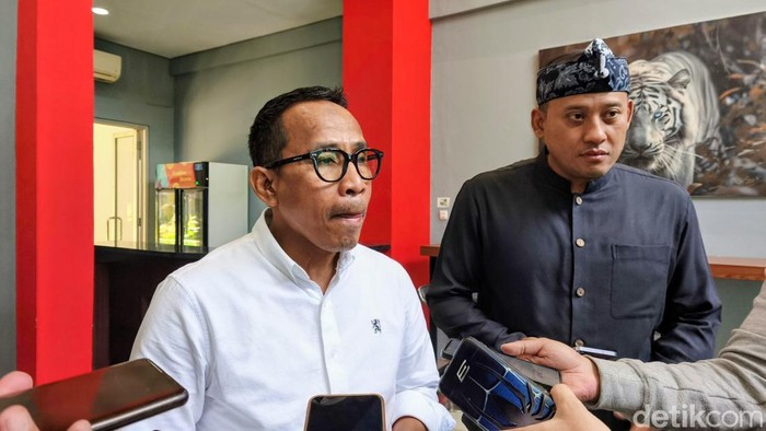 Kadisdik Jabar, Purwanto