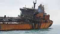 Iran Hantam Kapal Tanker di Pelabuhan Irak, Pasokan Minyak Makin Terancam