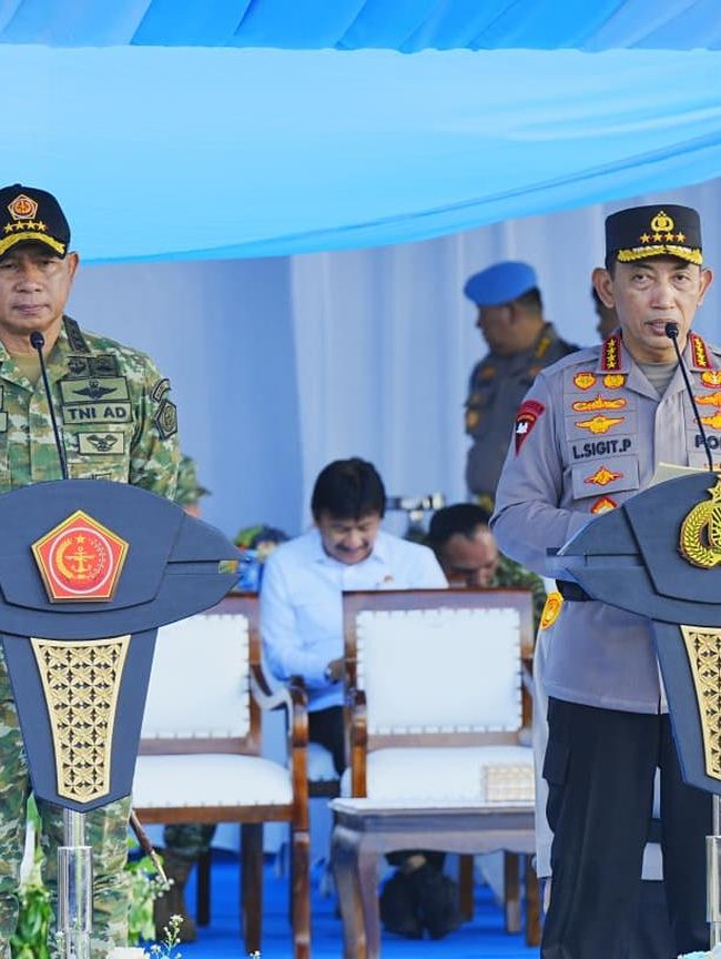 Momen Kapolri-Panglima TNI Pimpin Gelar Pasukan Operasi Ketupat 2026