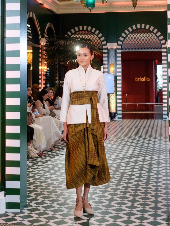 Foto: Koleksi Baju Lebaran 2026 dari OE, Rayakan Kepribadian Manusia yang Unik