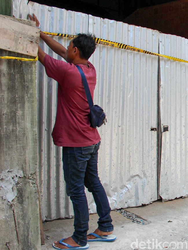 Lapangan Padel di Kebon Pala Disegel karena Pakai Izin Bangunan Kos