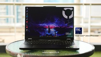 Legion Pro 5i hadir dengan kombinasi hardware terbaru, layar OLED cepat, serta desain yang relatif minimalis. Foto: Najmi Hudaa/detikFoto