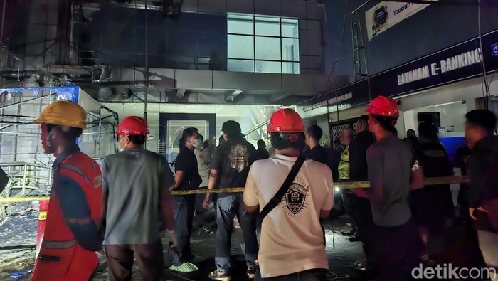 Lokasi Kantor kas Bank BPD DIY di Jalan Kapten Pierre Tendean, Wirobrajan, Kota Jogja, yang terbakar, Kamis (12/3/2026).