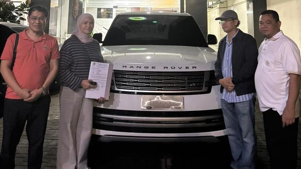 Mobil dinas Gubernur Kaltim resmi dikembalikan