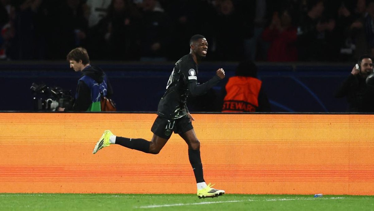Ousmane Dembele gacor saat PSG membantai Chelsea. (REUTERS/Stephane Mahe)
