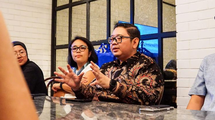 Pakar Kesehatan Bahas Pentingnya Imunisasi dan Diagnostik Anak