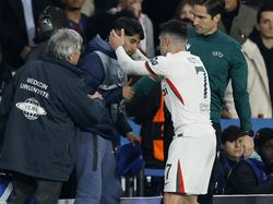 PSG Vs Chelsea: Pedro Neto Minta Maaf Usai Dorong Ball Boy