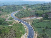 Pembangunan Jalan Lintas Selatan di Blitar Rampung