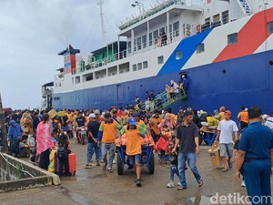 2.148 Pemudik dari Kalimantan Padati Pelabuhan Parepare Jelang Lebaran
