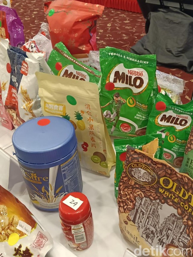 Penampakan Produk Pangan Bermasalah Temuan BPOM, Tanpa Izin Edar hingga Kedaluwarsa