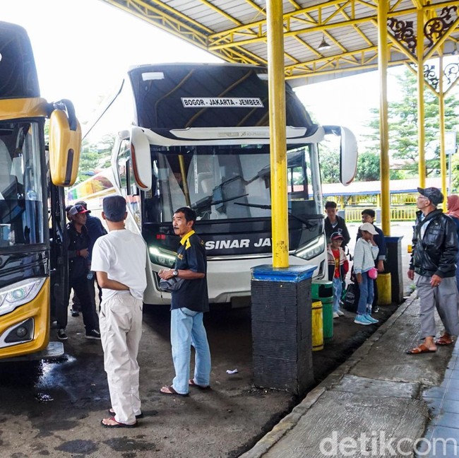Potret Terminal Jatijajar Masih Lengang Jelang Arus Mudik