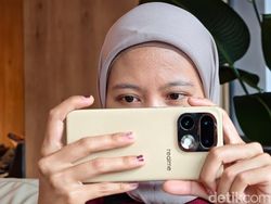 Baru Rilis! Unboxing Realme 16 Pro+ 5G, HP Rp 9 Juta Ini Bawa Apa?