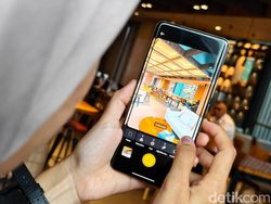 Baru Rilis! Unboxing Realme 16 Pro+ 5G, HP Rp 9 Juta Ini Bawa Apa?