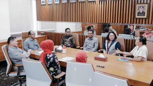 Rektor Undana, Jefri S Bale, bertemu dengan Dirjen AHU Kementerian Hukum, Widodo, di Jakarta, Selasa (10/3/2026). (Dok. Undana)