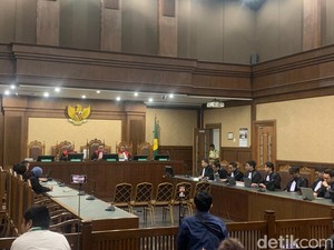 Nadiem Makarim Sakit, Sidang Kasus Korupsi Chromebook Ditunda