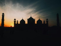 Buka Puasa Jogja Hari Ini 14 Maret 2026 Jam Berapa? Ini Jadwal Lengkapnya