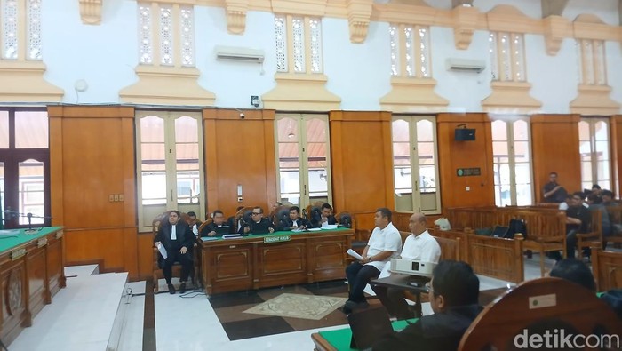 Suasana sidang pledoi Topan Ginting dan Rasuli Efendi Siregar yang berlangsung di Pengadilan Negeri (PN), Kamis (12/3/2026). (Juita Sinuhaji/detikSumut)