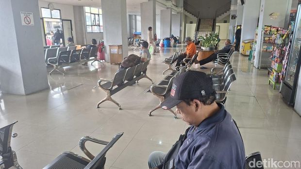 Terminal Sawojajar, Depok