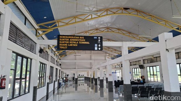 Terminal Sawojajar, Depok menjelang mudik Lebaran 2026.