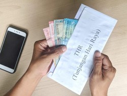 Cara Zodiak Habiskan THR, Siapa Paling Boros? (Part 2)