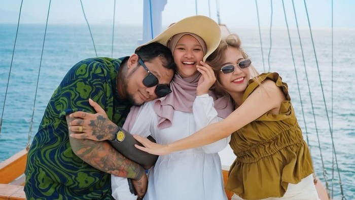 Virgoun dan Lindi Fitriyana