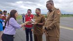 Potret Penerbangan Perdana Wings Air Maumere-Makassar