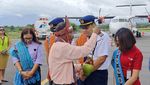 Potret Penerbangan Perdana Wings Air Maumere-Makassar