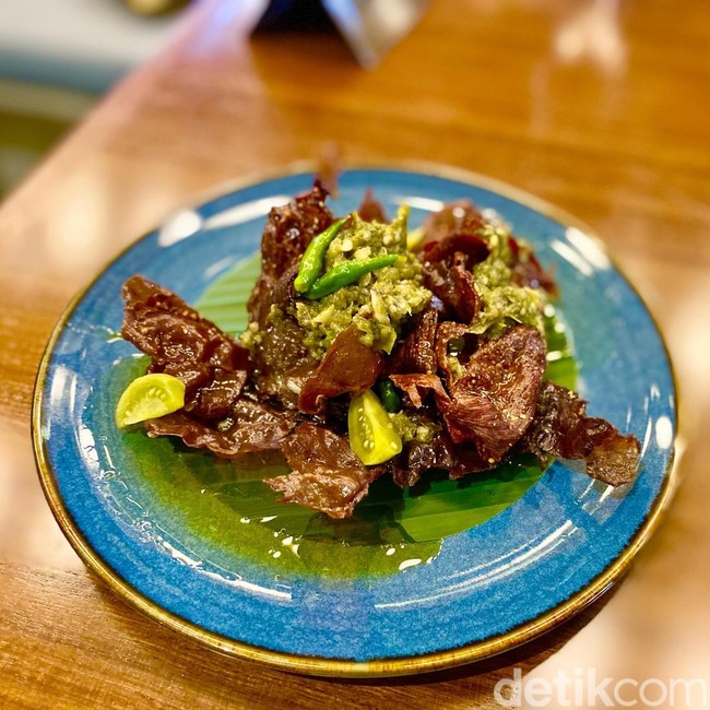 Ada Menu Bukber Spesial di Teras by Plataran, Dendeng Krispi Jadi Favorit!