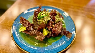 Ada Menu Bukber Spesial di Teras by Plataran, Dendeng Krispi Jadi Favorit!