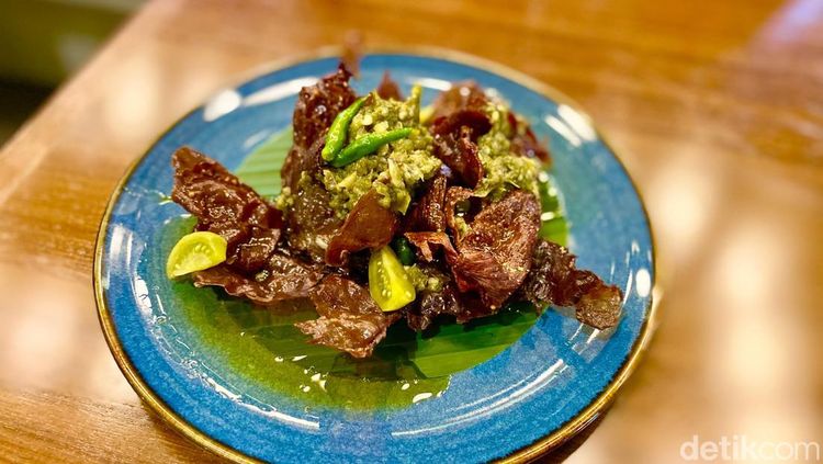 Ada Menu Bukber Spesial di Teras by Plataran, Dendeng Krispi Jadi Favorit!