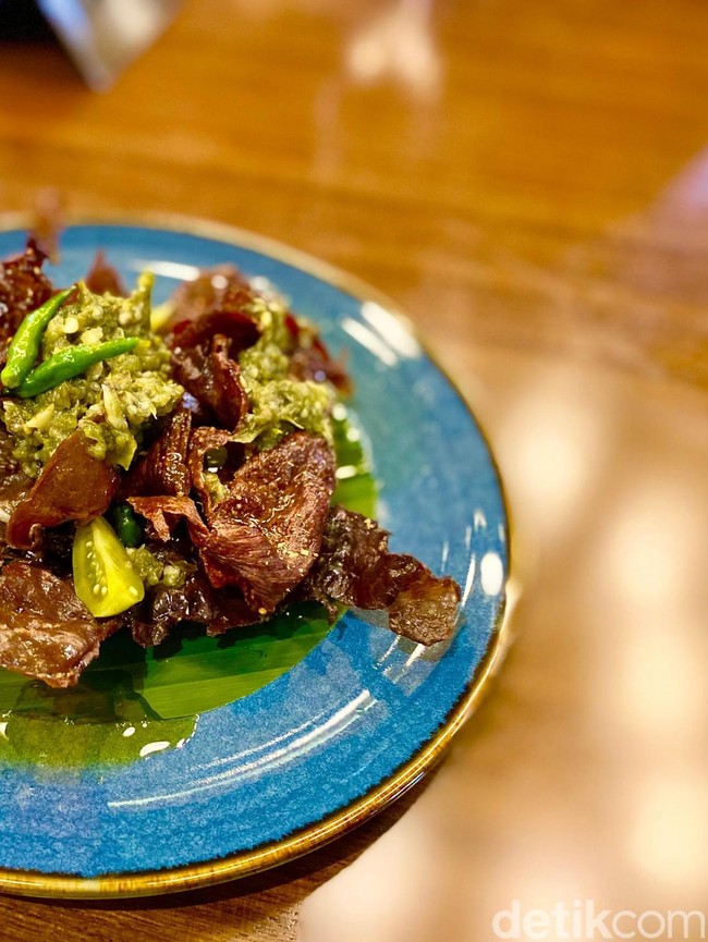 Ada Menu Bukber Spesial di Teras by Plataran, Dendeng Krispi Jadi Favorit!