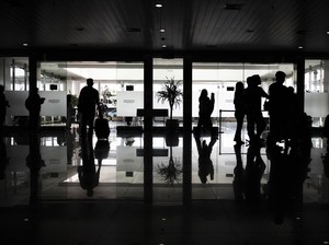 11 Penerbangan di Bandara Ahmad Yani Dibatalkan Buntut Erupsi Anak Krakatau