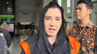 Cerita Bupati Pekalongan Fadia Diciduk KPK Saat Ngecas Mobil Tengah Malam