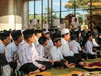 Video: Trans Hotel Jakarta Soft Opening, Undang 100 Anak Yatim Piatu untuk Buka Bersama