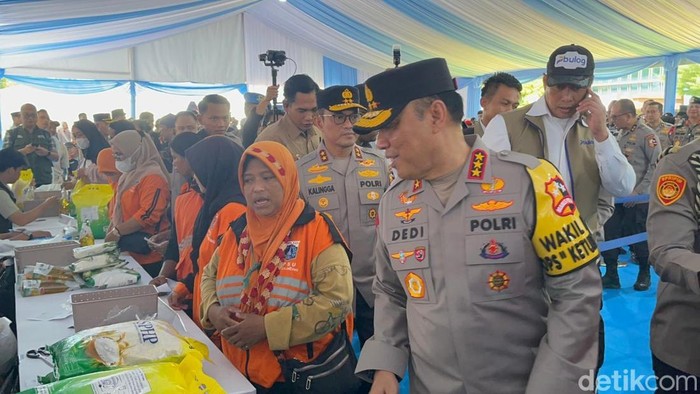 Polri Gelar Gerakan Pangan Murah, Salurkan 1.337 Ton Beras jelang Lebaran, Bantu Masyarakat