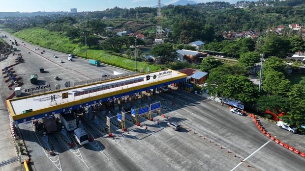 Gerbang Tol Kalikangkung Semarang. (Dok. PT Jasamarga Semarang Batang)