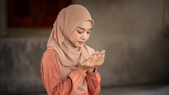8 Amalan Lailatul Qadar yang Bisa Dilakukan Wanita Saat Haid