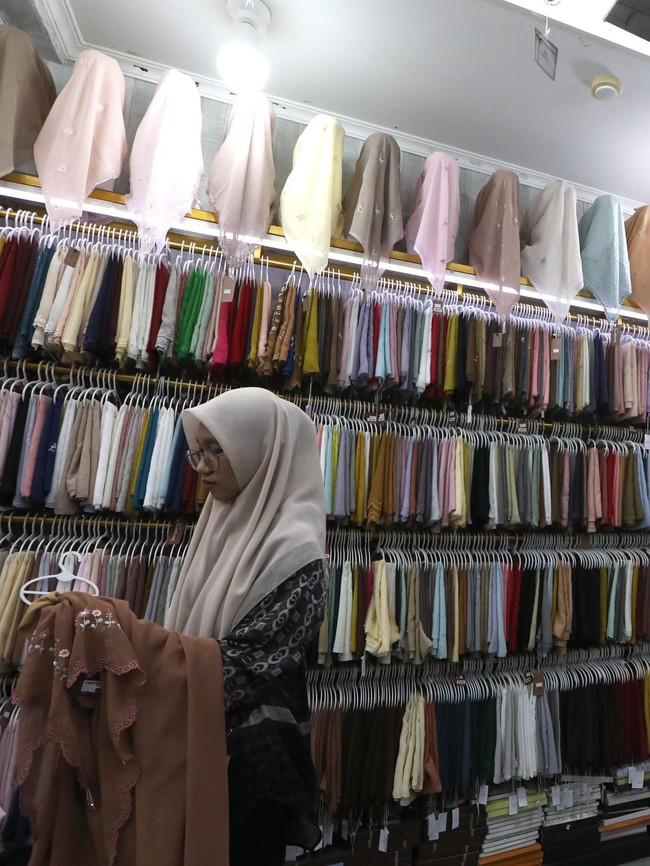 Jelang Lebaran, Permintaan Sandang di Banda Aceh Meningkat