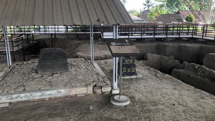 Jejak sejarah Keraton Kerta era Sultan Agung yang kini tinggal reruntuhan dan jadi cagar budaya. 