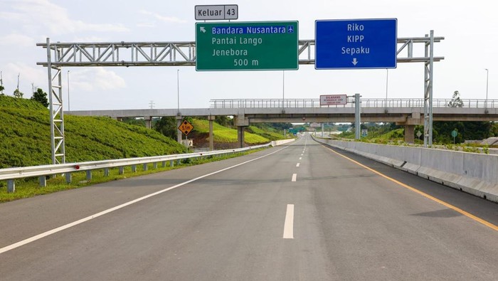 Kondisi jalan tol IKN yang menghubungkan Balikpapan ke IKN. (dok Otorita IKN)